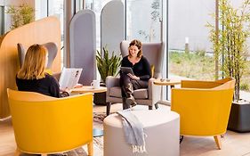 Aparthotel Adagio Access Paris Massy Gare